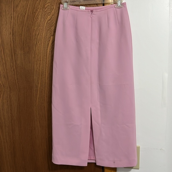 Women’s Set - Picture 4 of 4